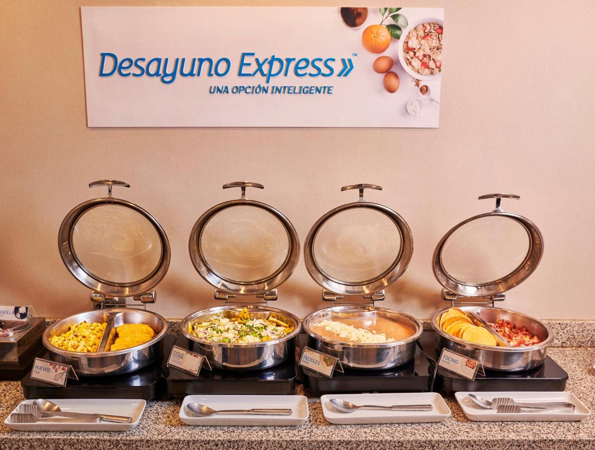 Holiday Inn Express & Suites Chihuahua Juventud By Ihg Exterior foto