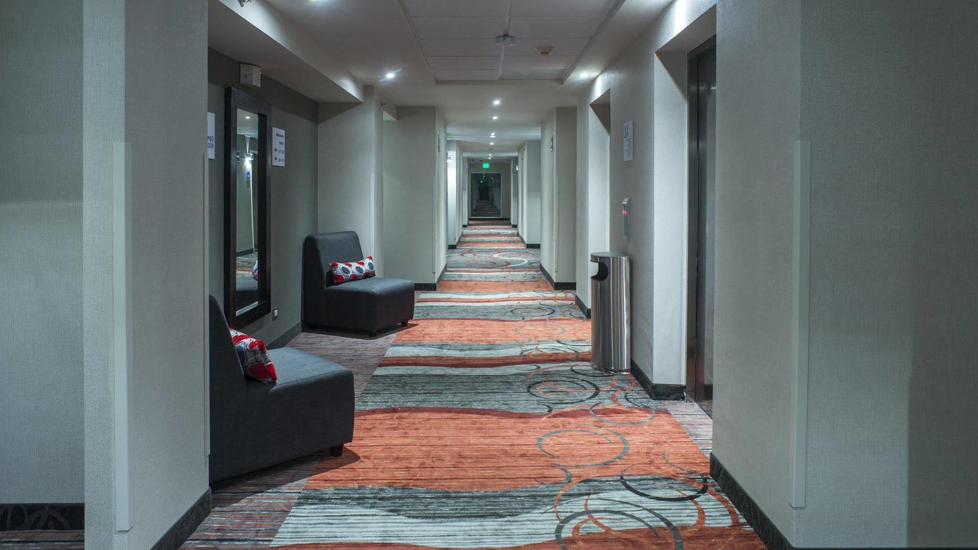Holiday Inn Express & Suites Chihuahua Juventud By Ihg Exterior foto